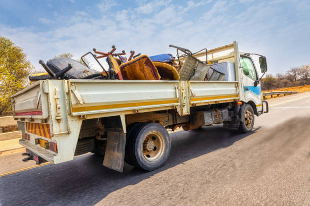 Best Garage Cleanout  in Momence, IL